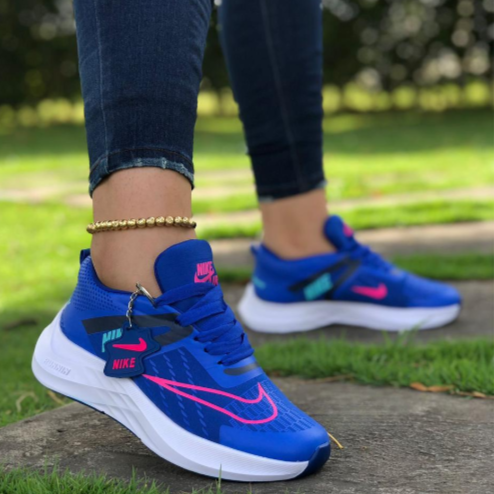 Nike Azul.